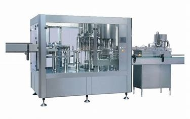 Tekanan Atmosfer 6000BPH Rotary Purified Bottling Plant Machinery
